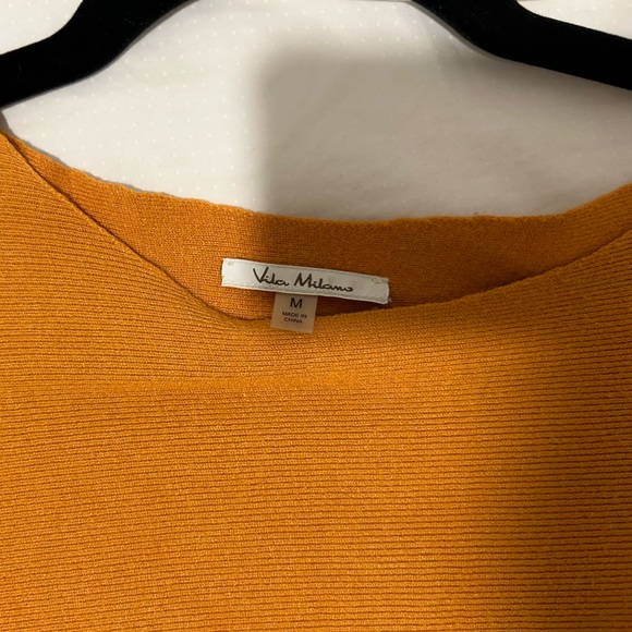 Orange sweater - Picture 3 of 3